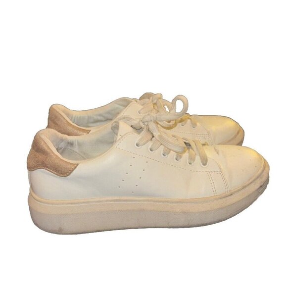 Time and Tru Sneakers Women's size 8 US Classic Court Casual White Gold - Picture 2 of 13